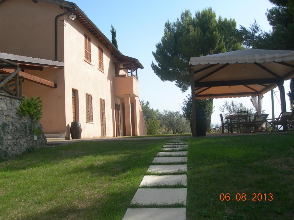 Azienda Agrituristica Il Moraiolo Agroturismo Foligno
